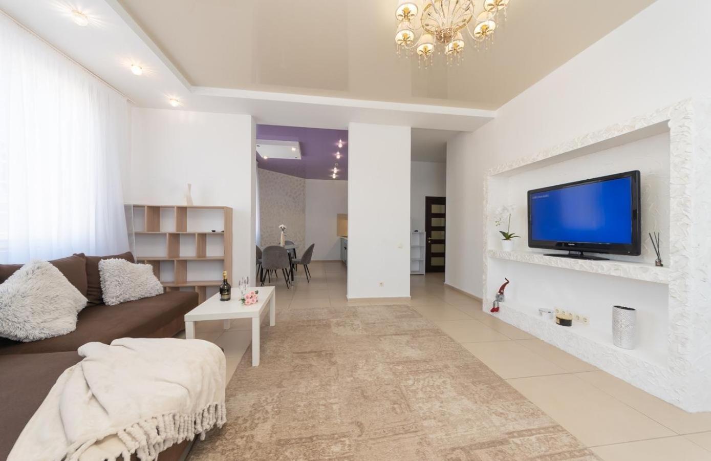 Apartment Obolon Natalka Park Kiev Esterno foto