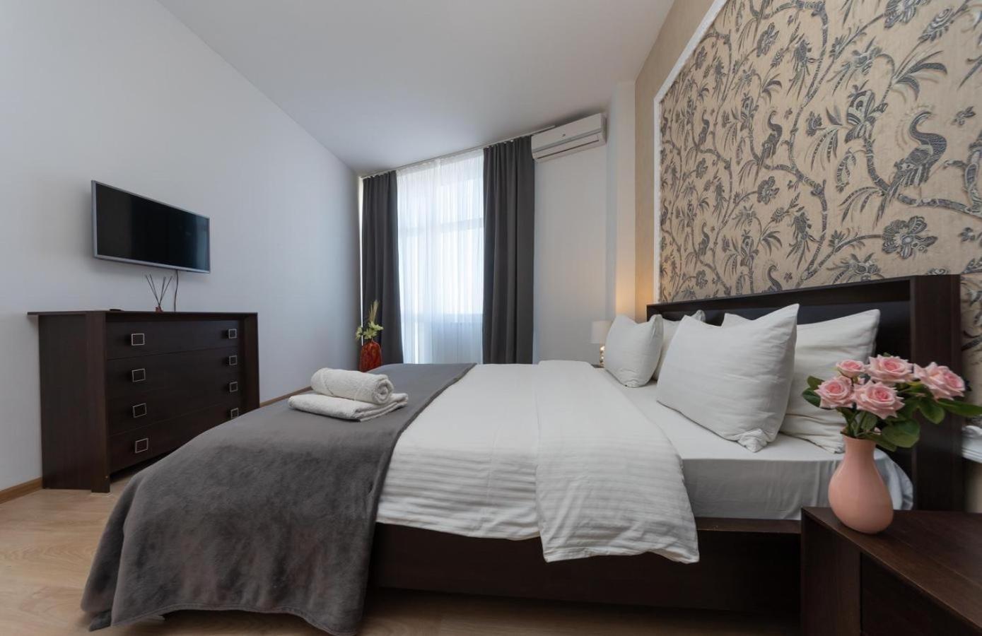 Apartment Obolon Natalka Park Kiev Esterno foto